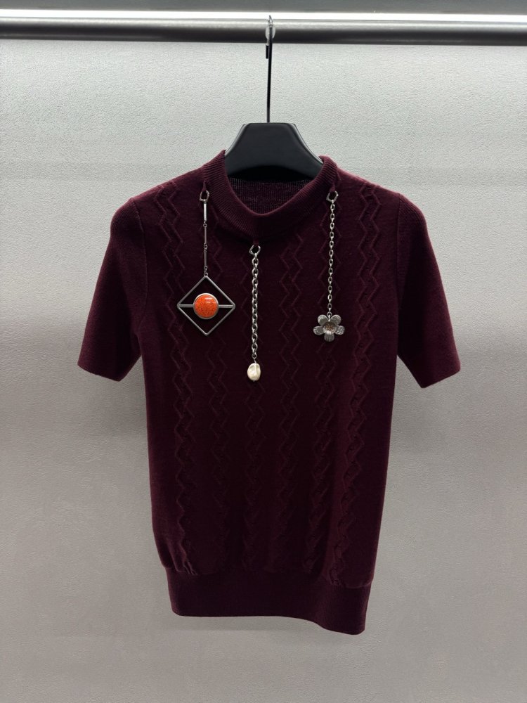 Футболка женская