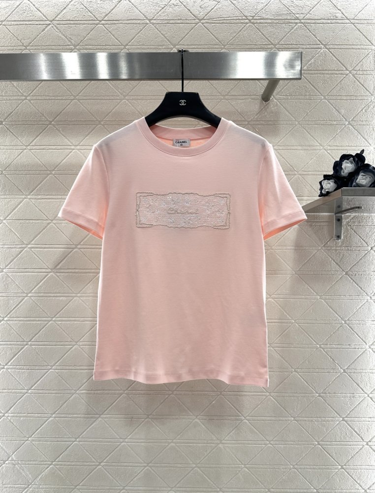 Футболка жіноча