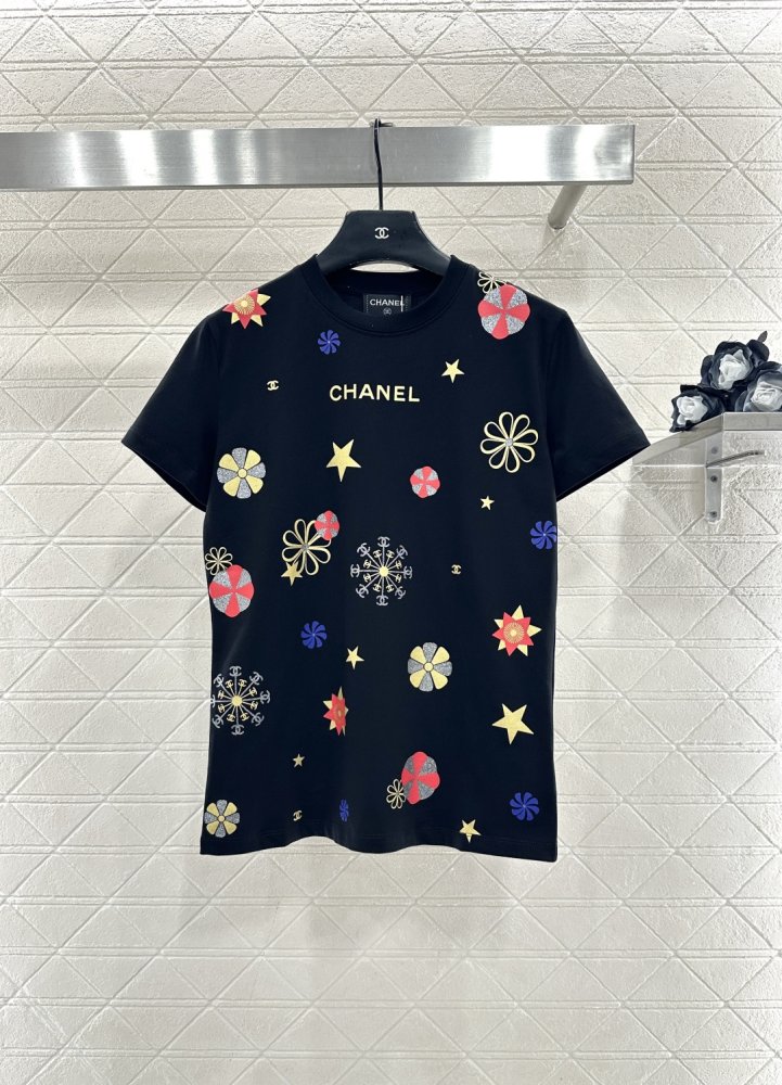 Футболка женская