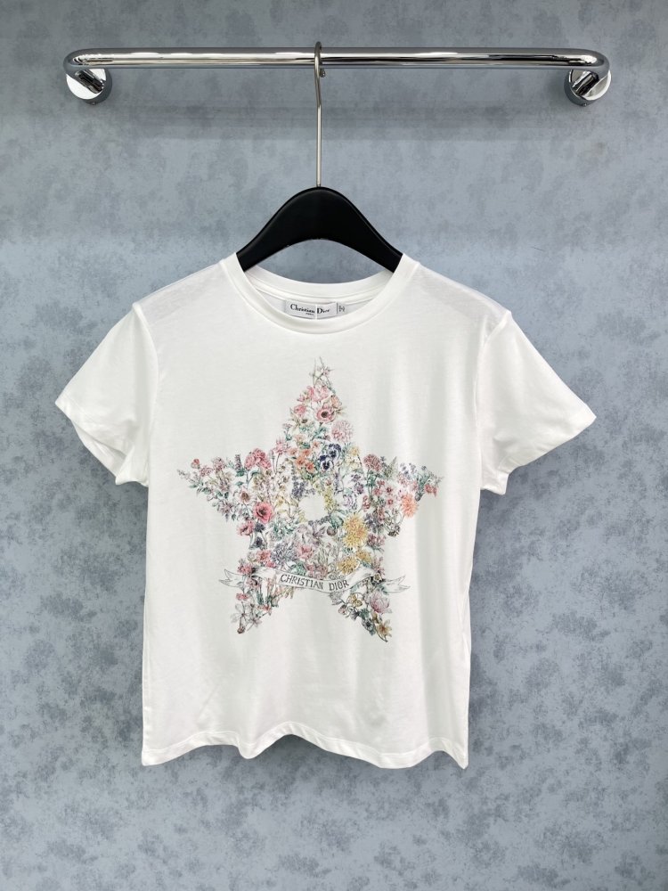 T-shirt women's