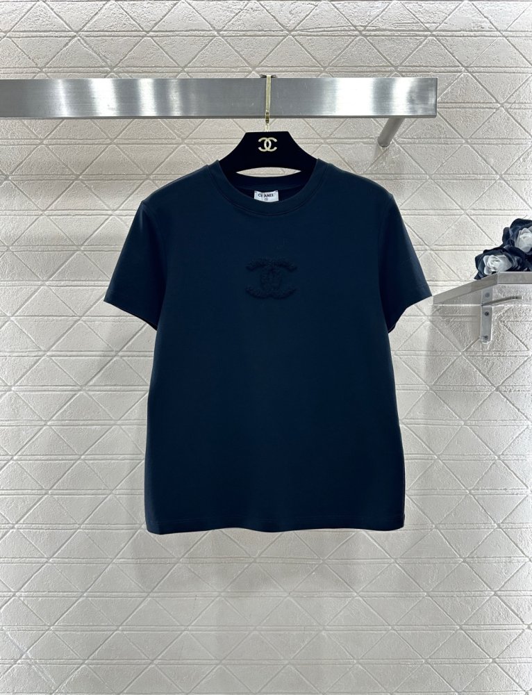 Футболка женская