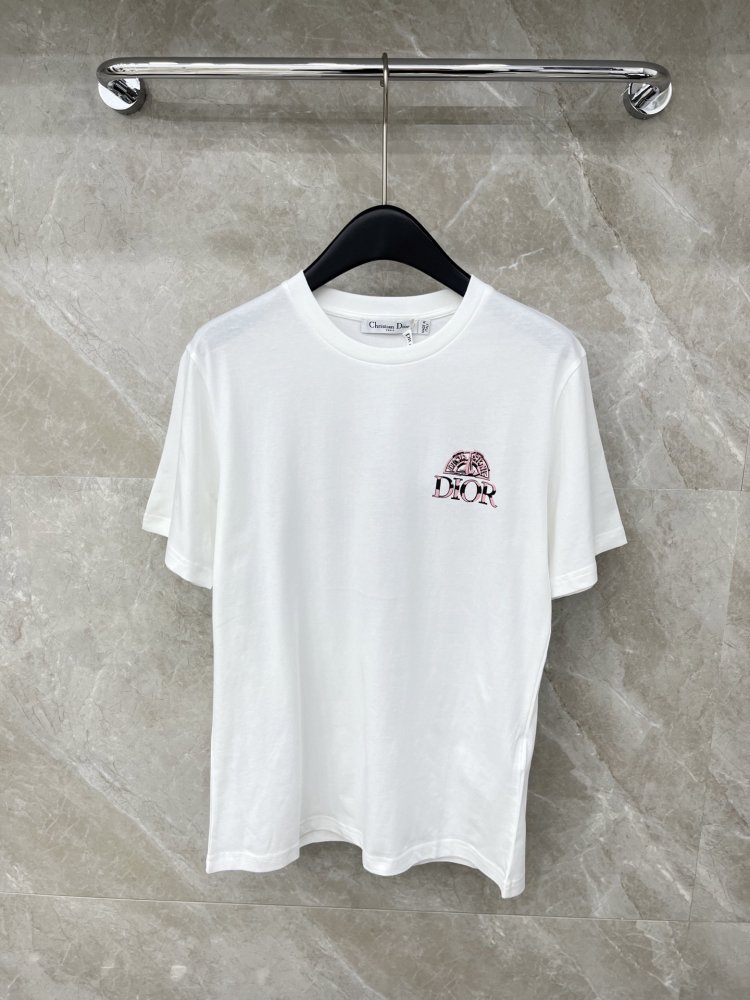 Футболка жіноча