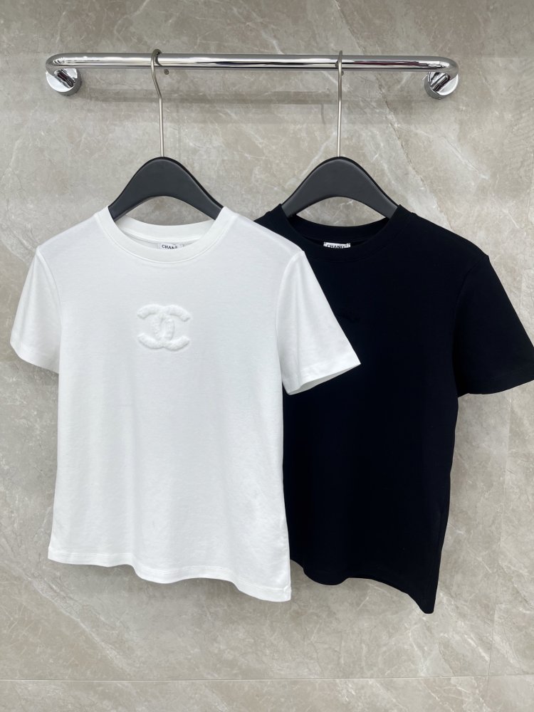 Футболка женская