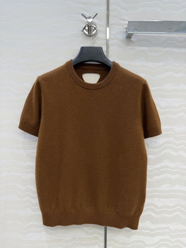 Футболка женская