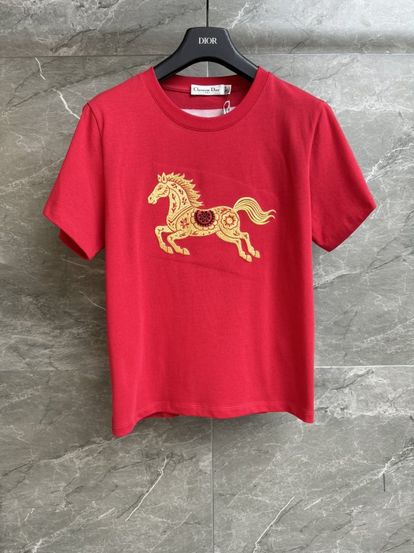 Футболка женская