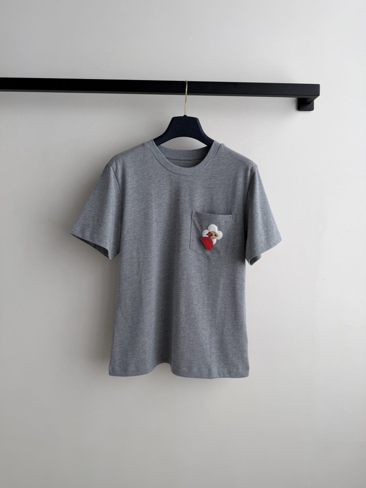 Футболка женская