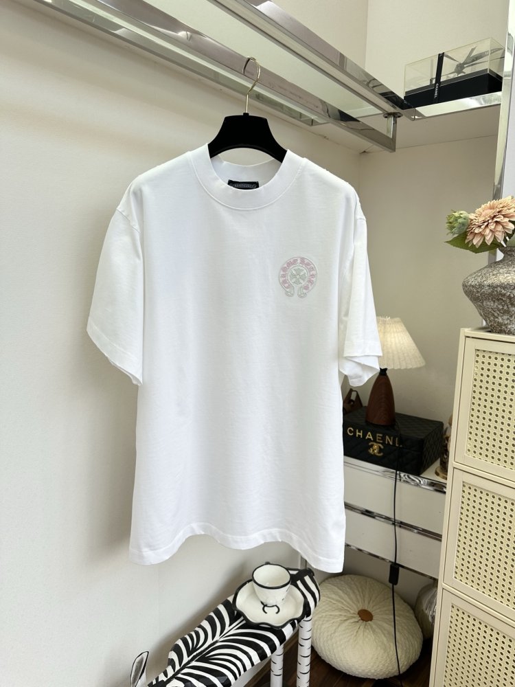 T-shirt women's