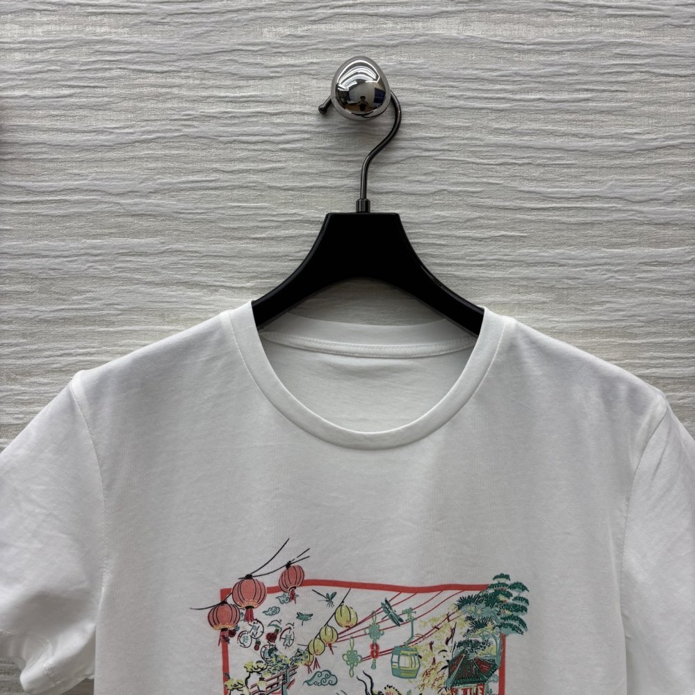 T-shirt women's фото 2