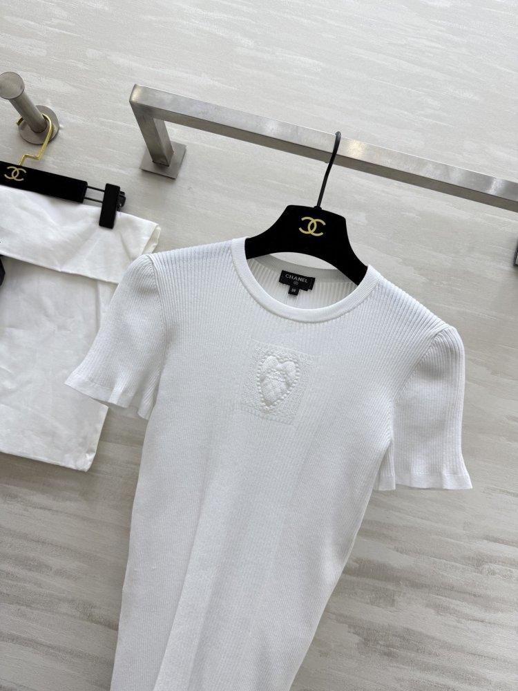 Футболка жіноча фото 2