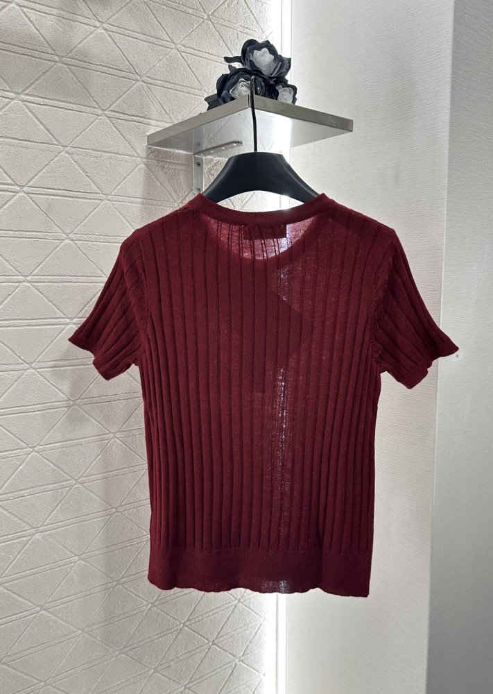 Футболка жіноча фото 2