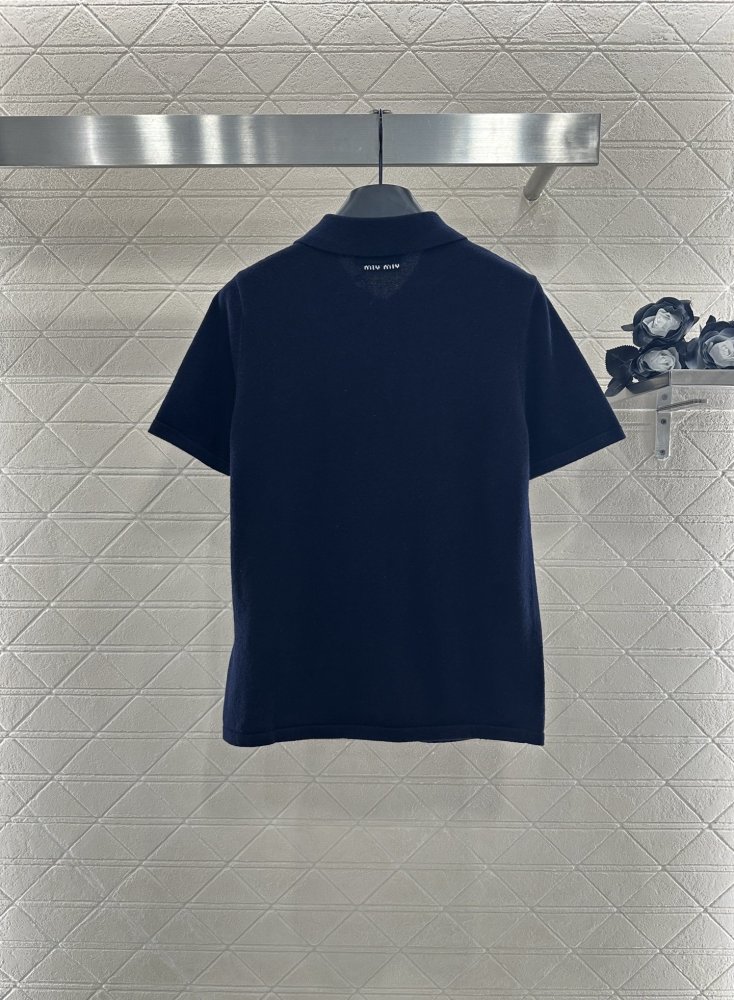 Футболка жіноча фото 2