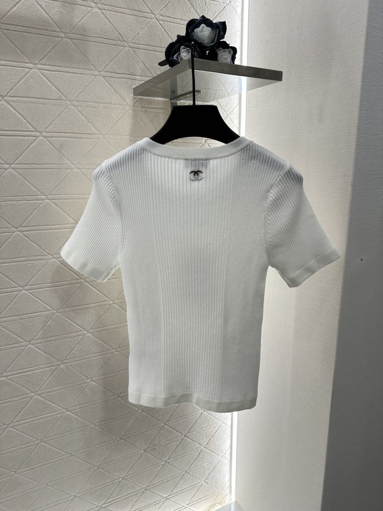 Футболка жіноча фото 2