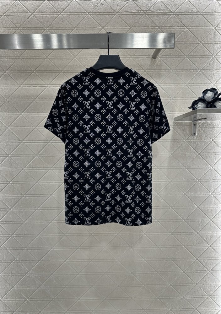 Футболка жіноча фото 2