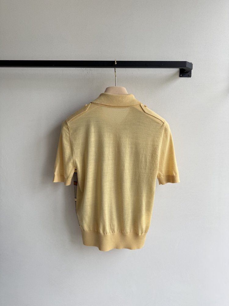 T-shirt women's фото 2