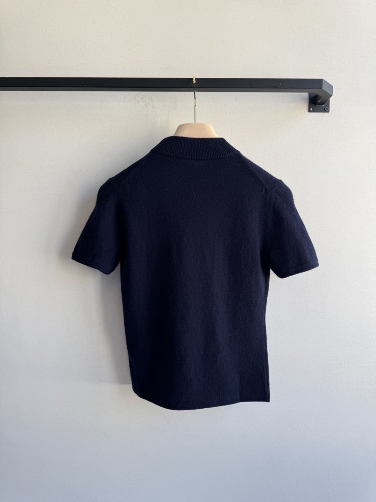 T-shirt women's фото 2