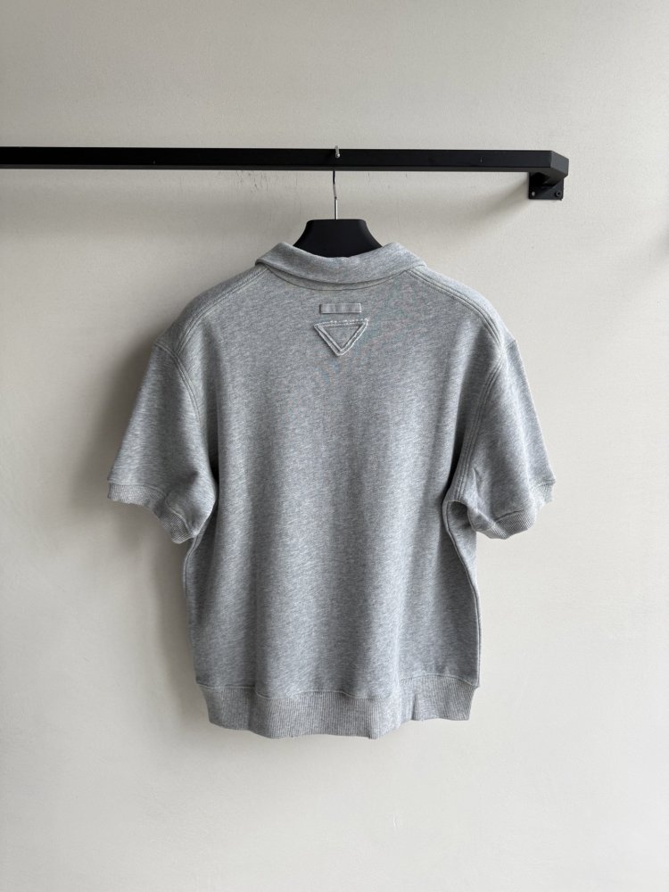 T-shirt women's фото 2