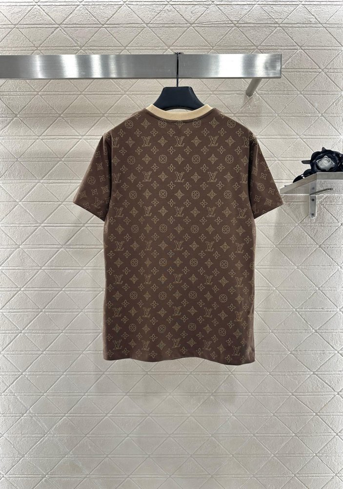 T-shirt women's фото 2