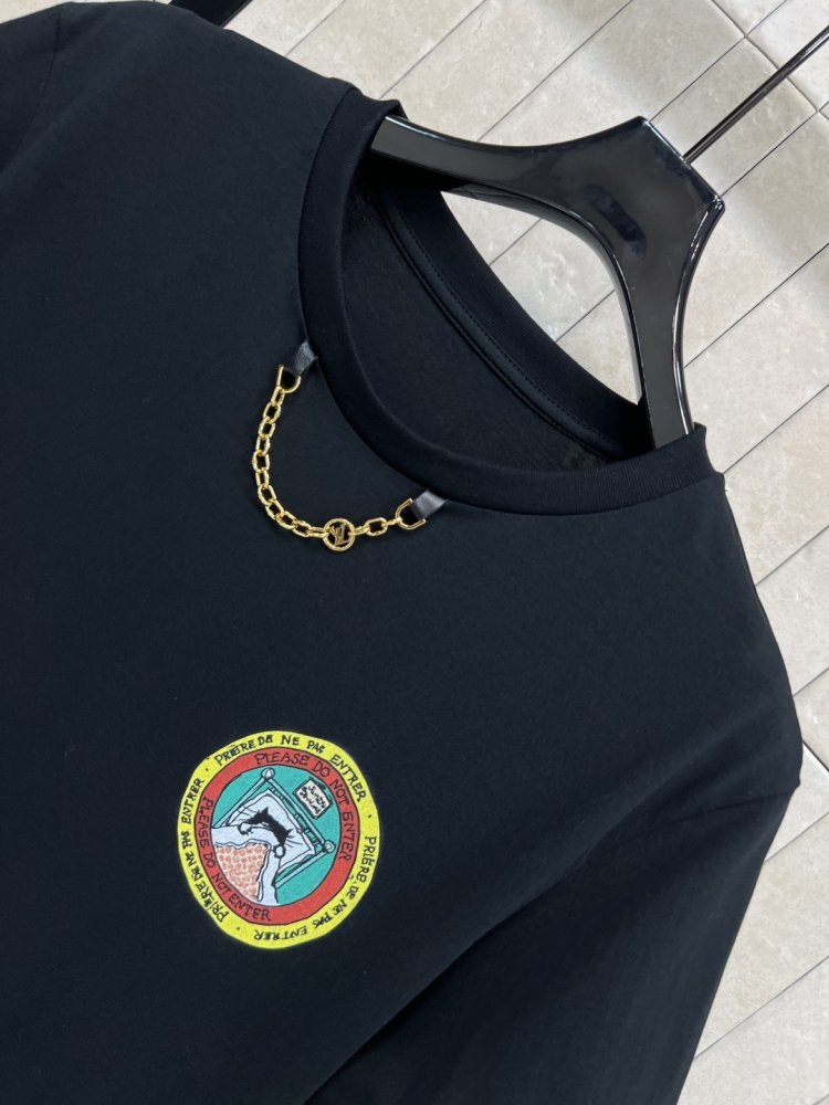 T-shirt women's фото 2