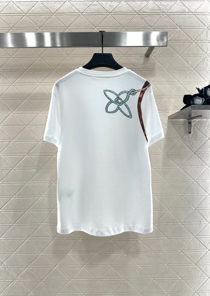 Футболка женская фото 2