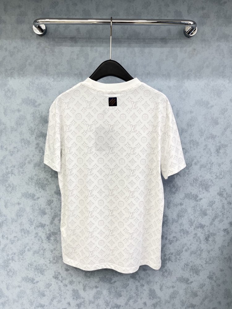 T-shirt women's фото 2