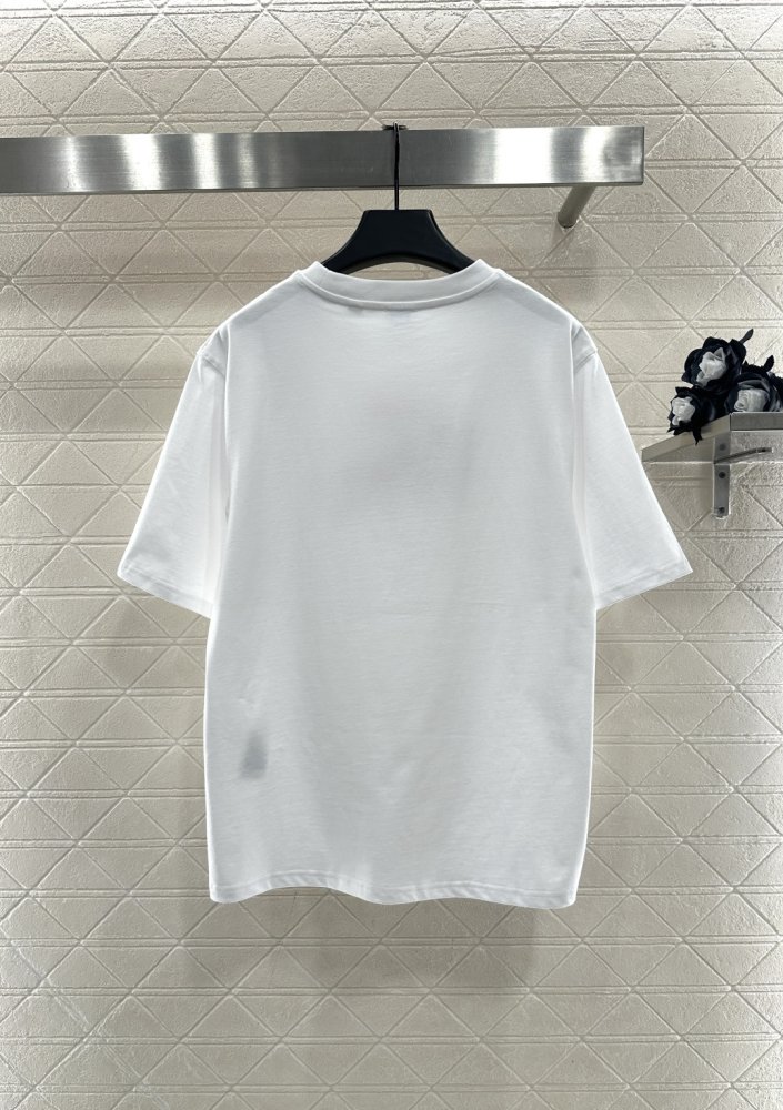 T-shirt women's фото 2