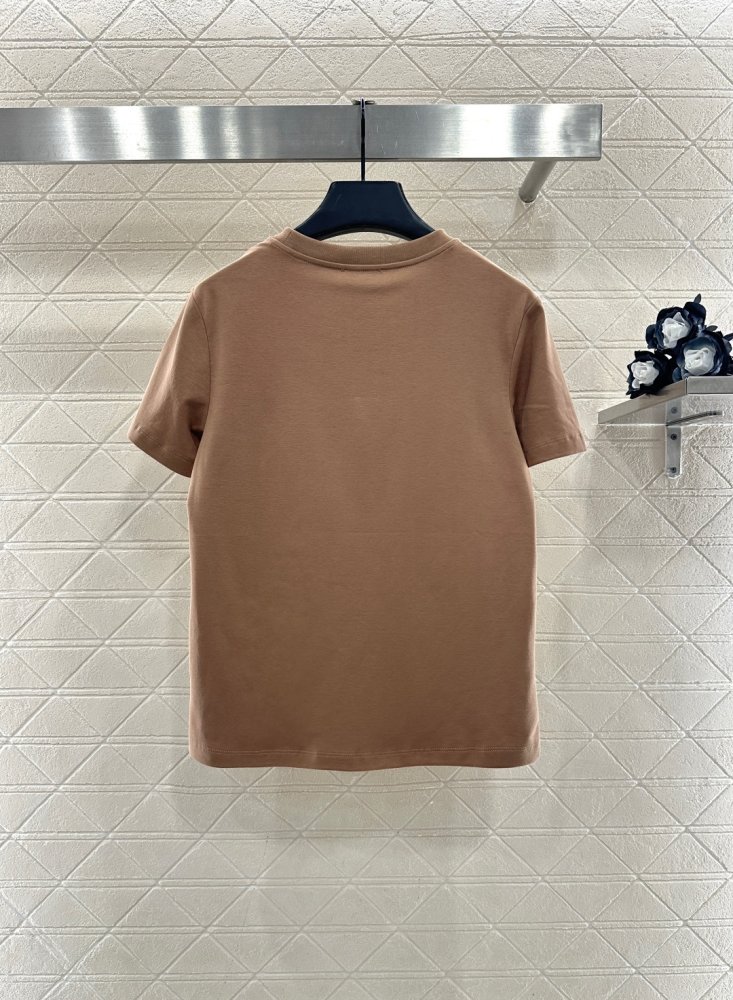 T-shirt women's фото 2