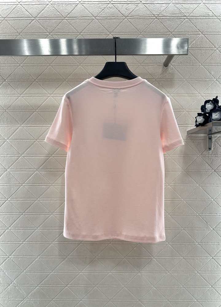 T-shirt women's фото 2