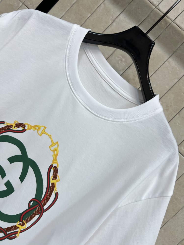 T-shirt women's фото 2