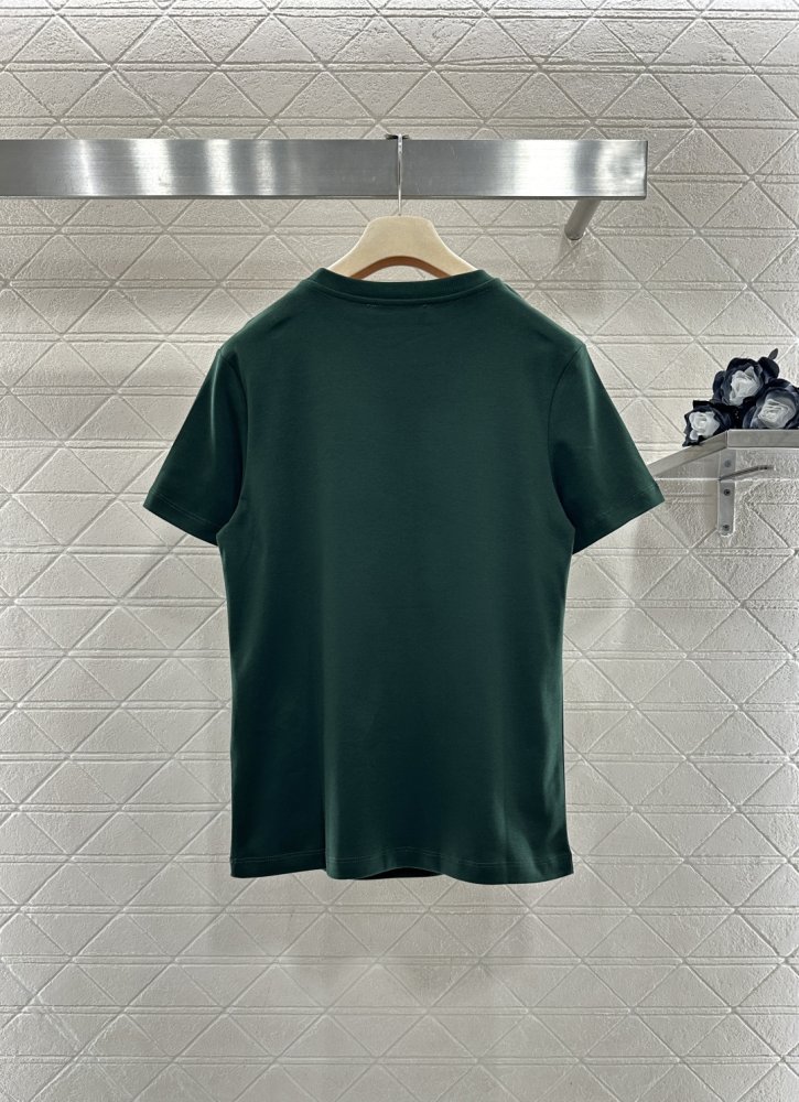 T-shirt women's фото 2