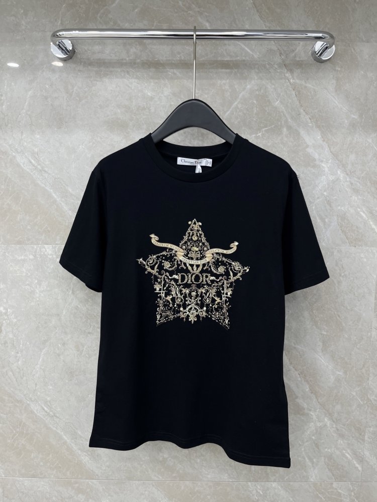 T-shirt women's фото 2