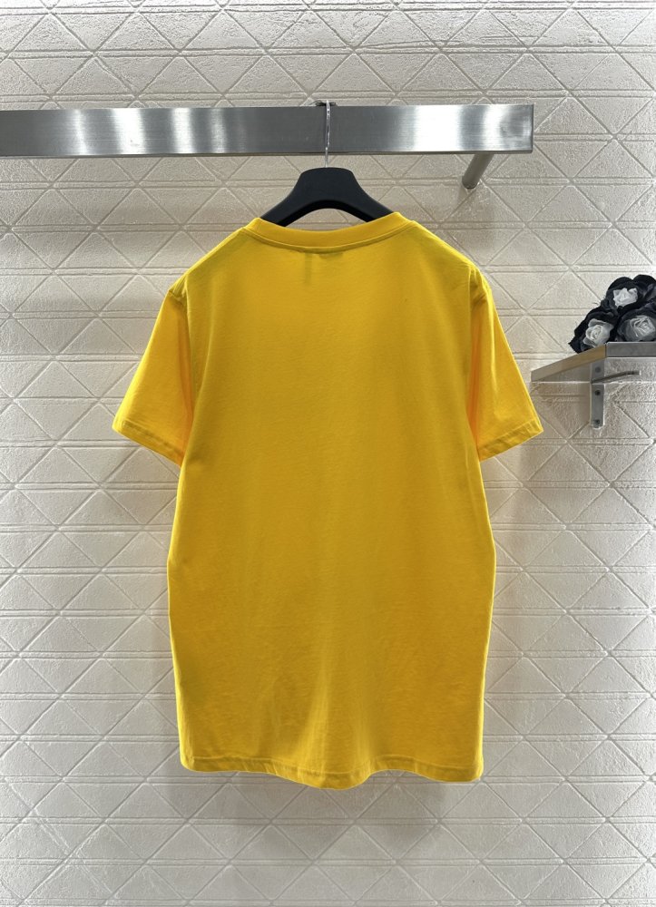 T-shirt women's фото 2