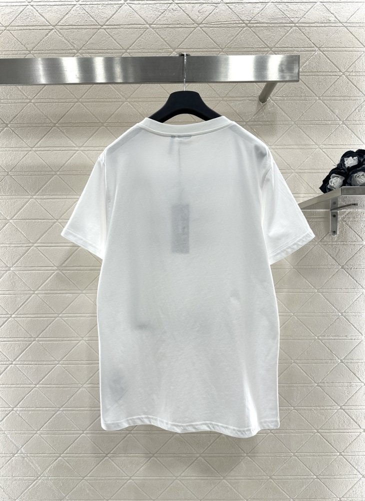 Футболка жіноча фото 2