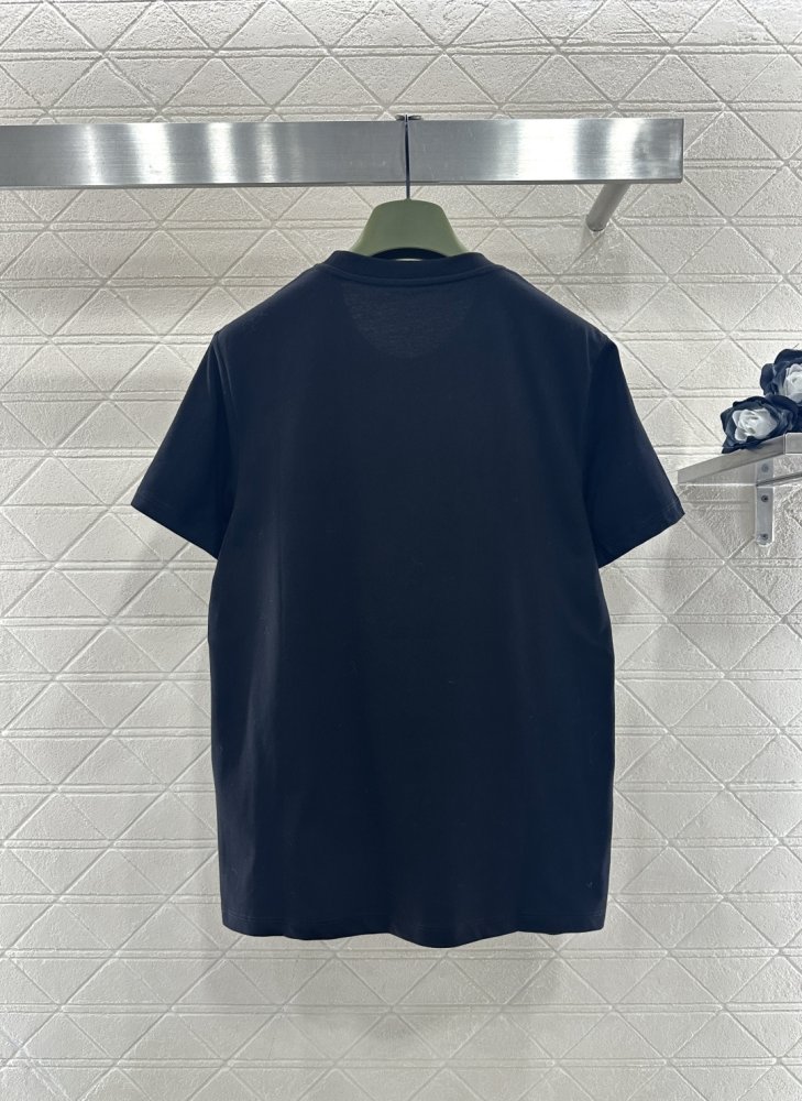 Футболка жіноча фото 2