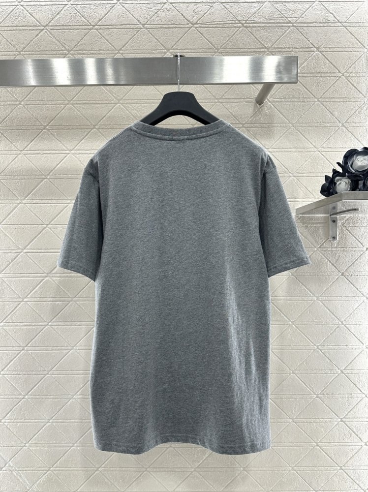 Футболка жіноча фото 2