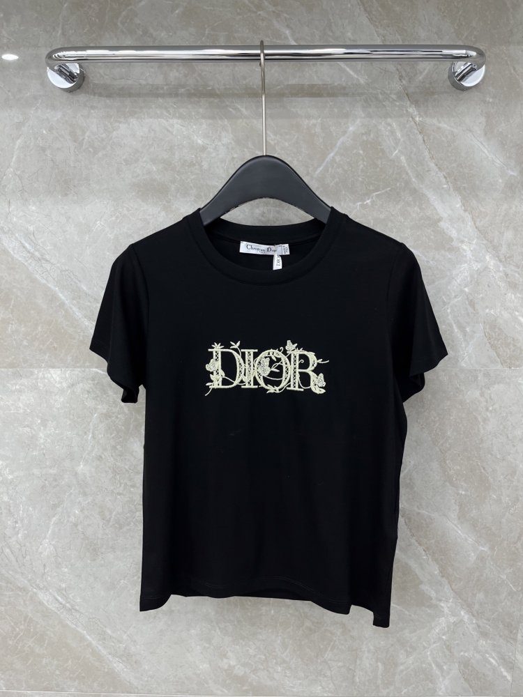 Футболка жіноча фото 2