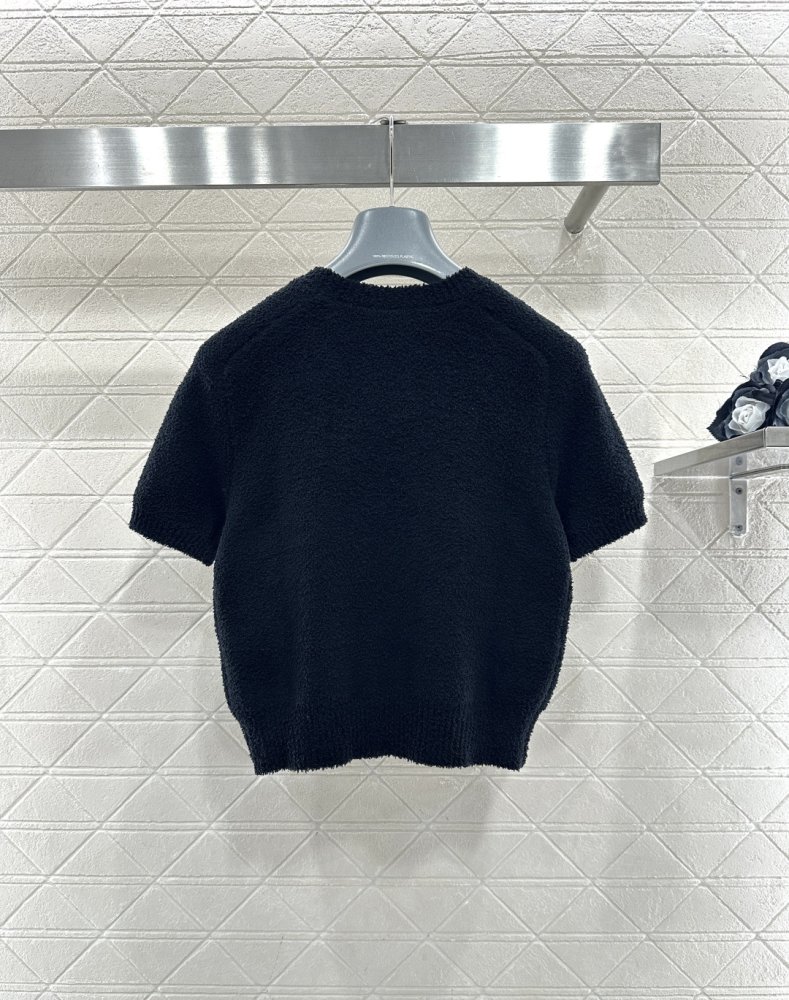 Футболка жіноча фото 2