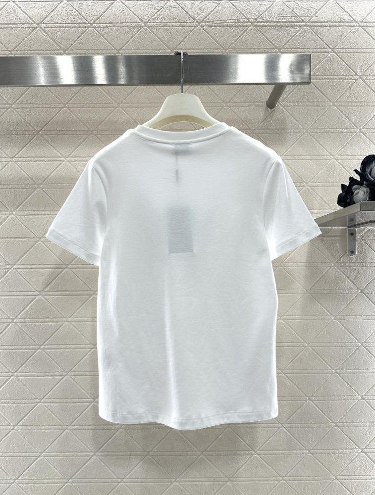 T-shirt women's фото 2