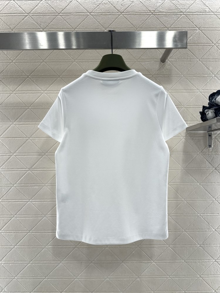 T-shirt women's фото 2