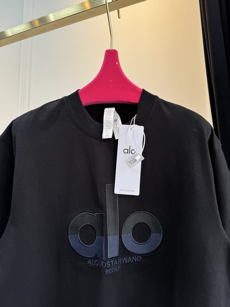 Футболка женская фото 2