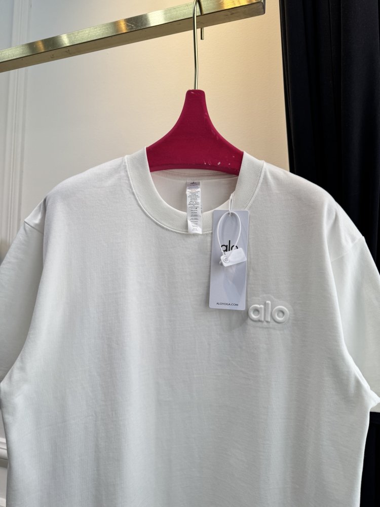 Футболка женская фото 2