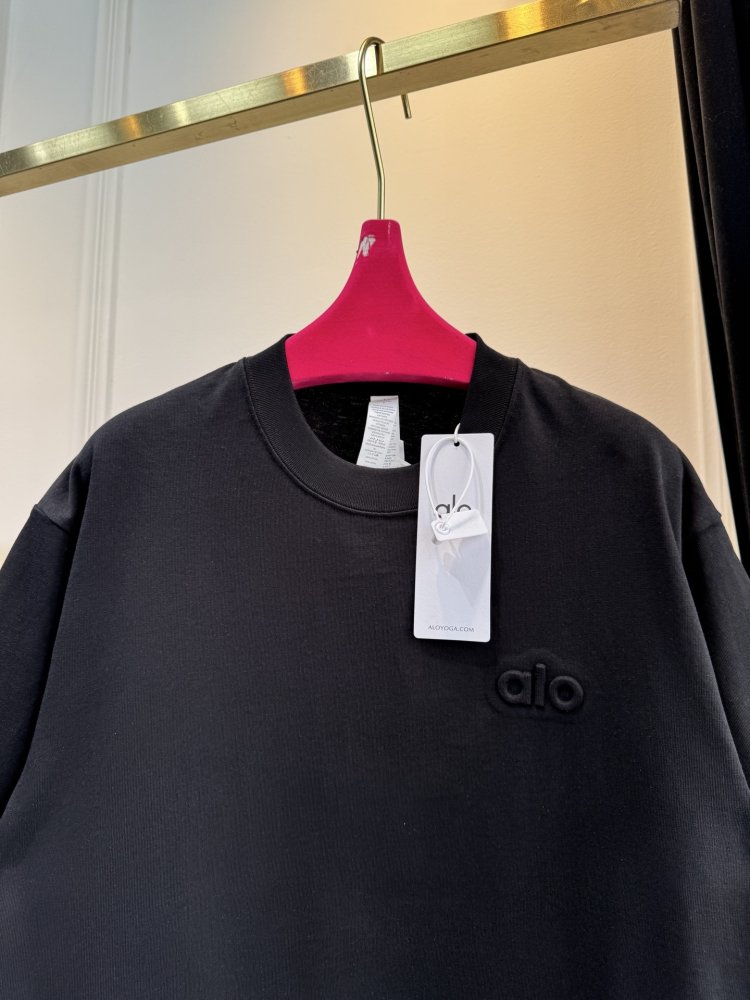 Футболка женская фото 2