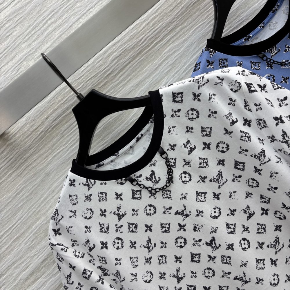 Футболка жіноча фото 3