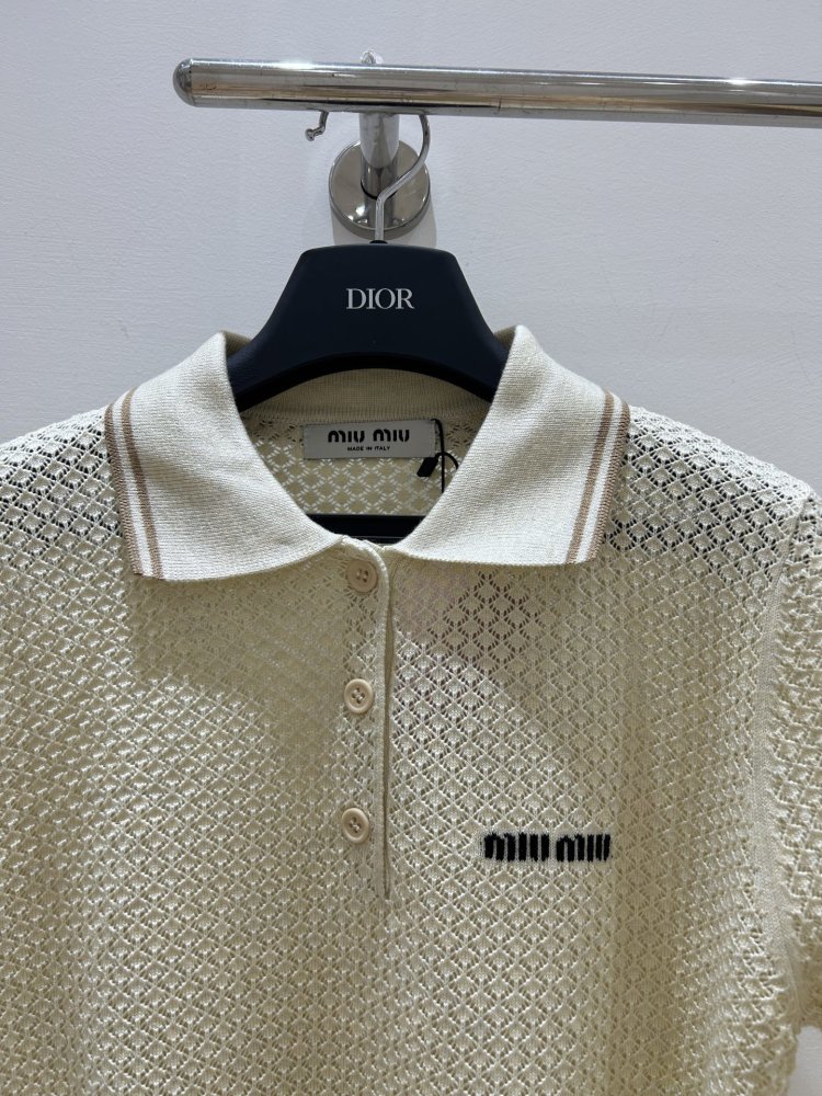 Футболка жіноча фото 3