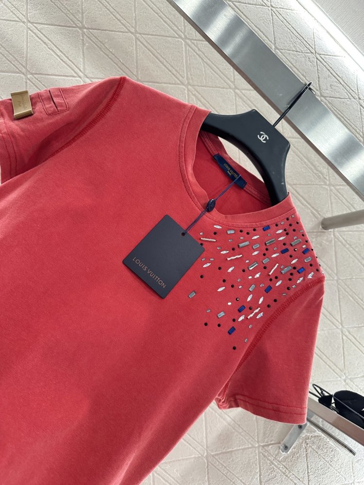 Футболка жіноча фото 3