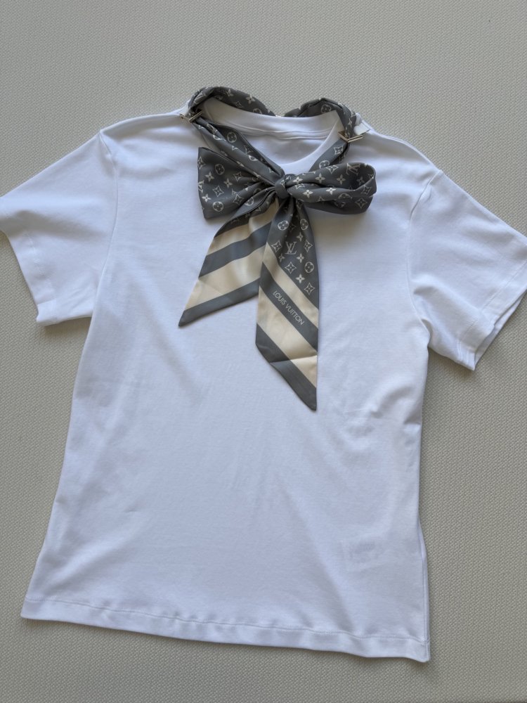 Футболка жіноча фото 3