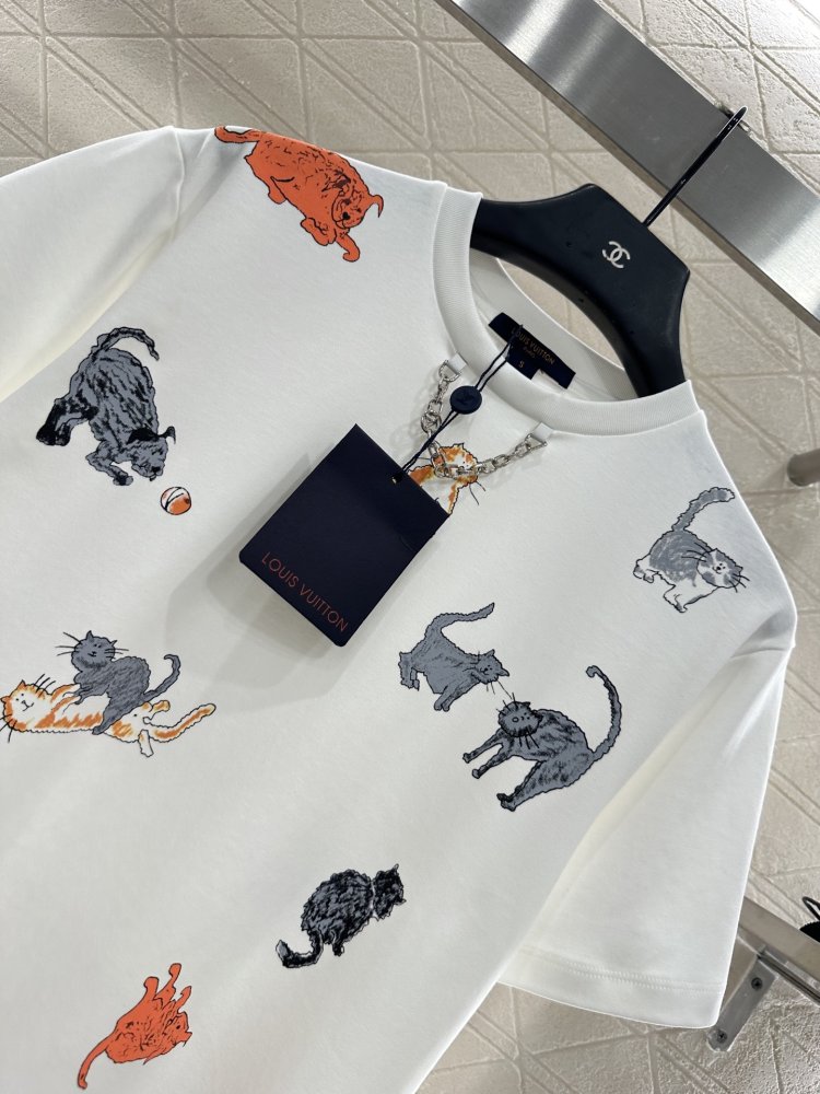 Футболка жіноча фото 3