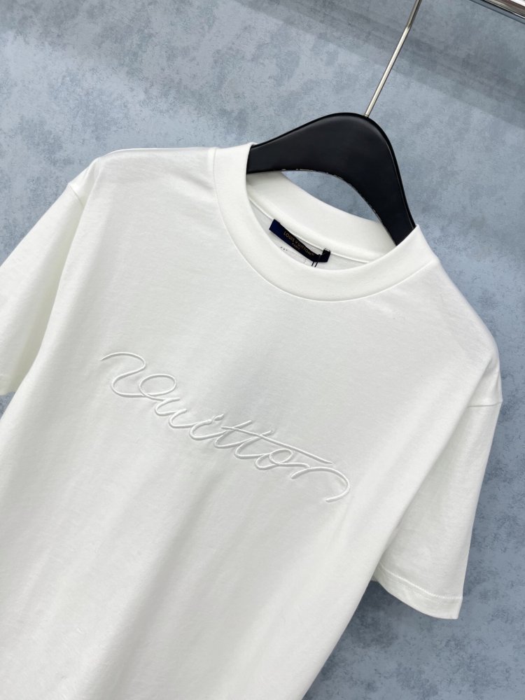 T-shirt women's фото 3