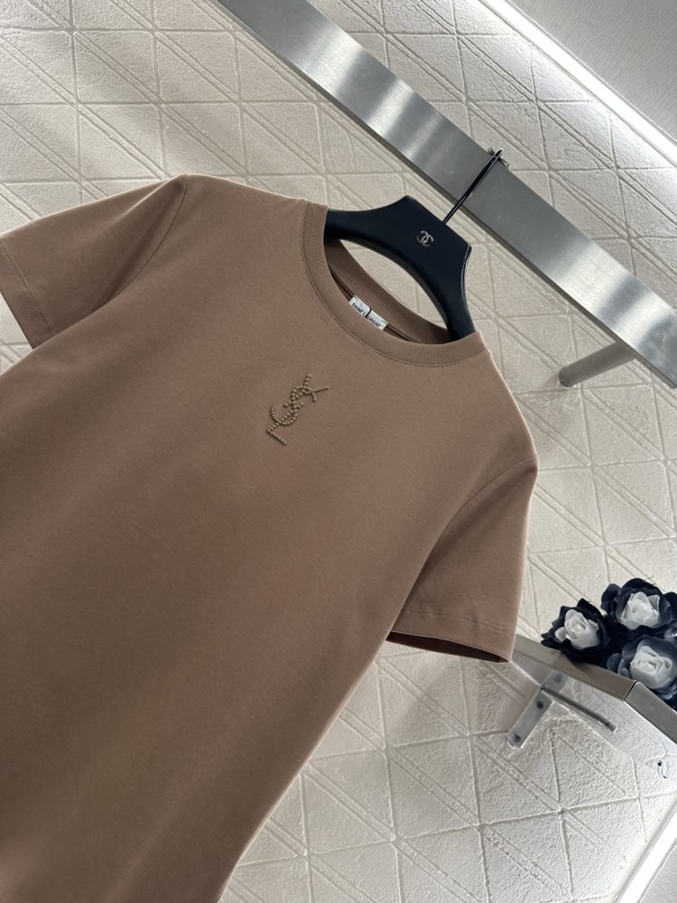 T-shirt women's фото 3