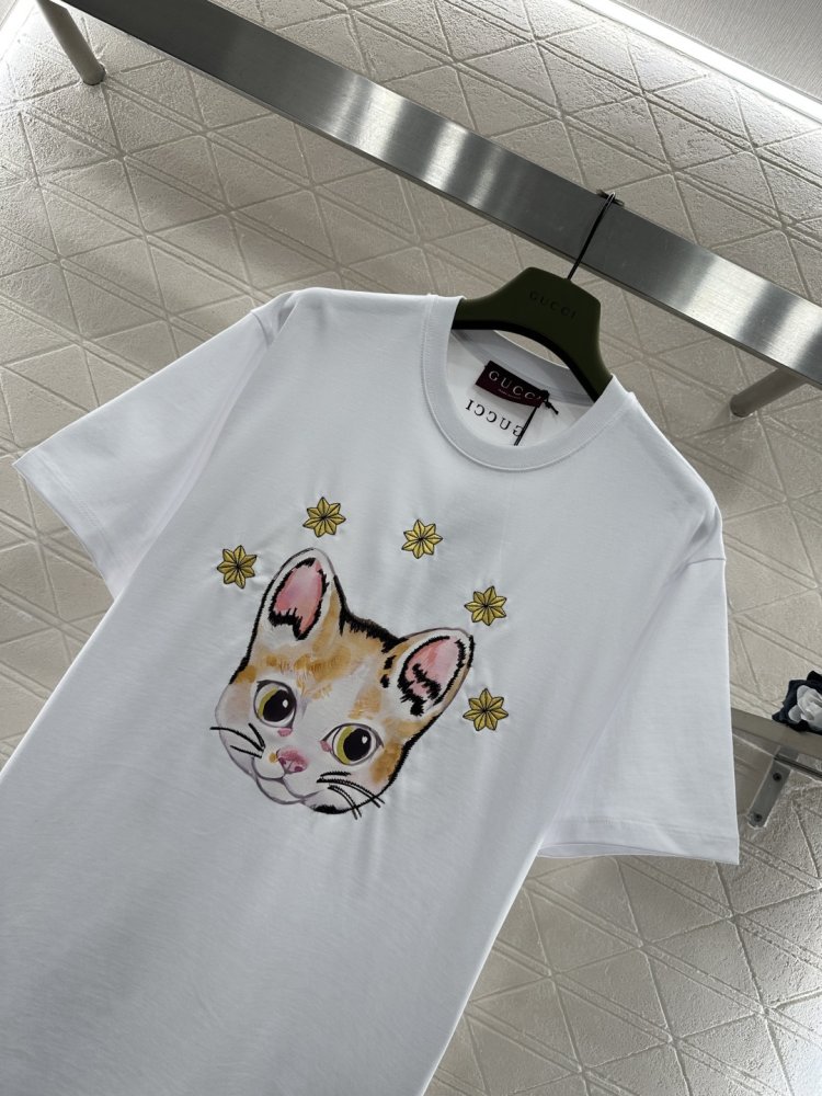 Футболка жіноча фото 3