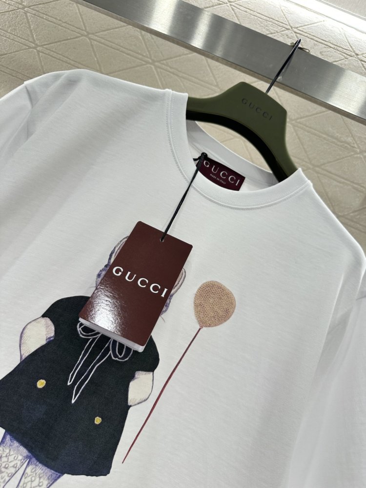 Футболка жіноча фото 3